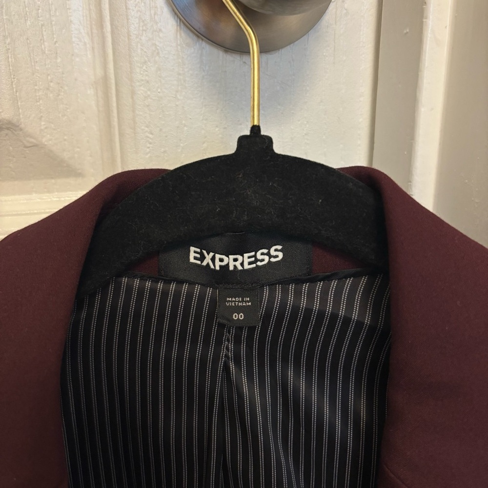Express | Burgundy Blazer - Picture 3 of 4